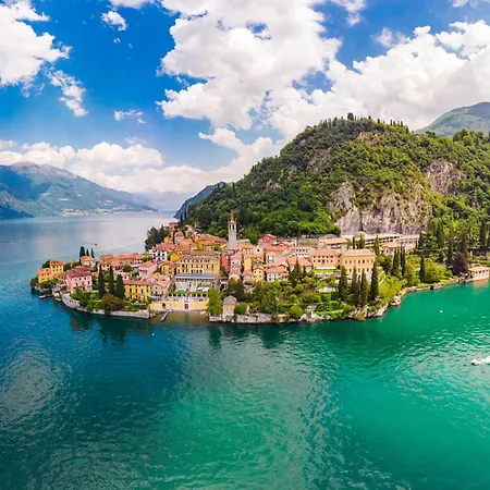 Villa Fronte Lago Lierna