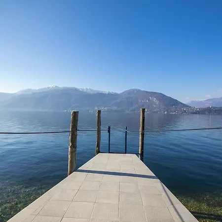Fronte Villa Lierna